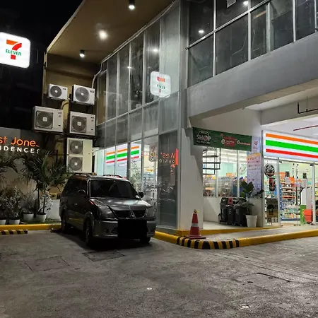 West Jones Residences By Jc Spacerentals, Mountain View, Free Wi-Fi & Netflix, 15Th Floor Located At The Center Of Cebu City