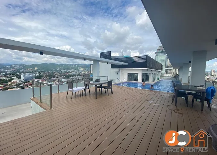 West Jones Residences By Jc Spacerentals, Mountain View, Free Wi-fi & Netflix, 15th Floor Located At The Center Of 4*
