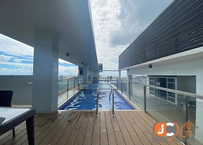 West Jones Residences By Jc Spacerentals, Mountain View, Free Wi-fi & Netflix, 15th Floor Located At The Center Of Appart hôtel