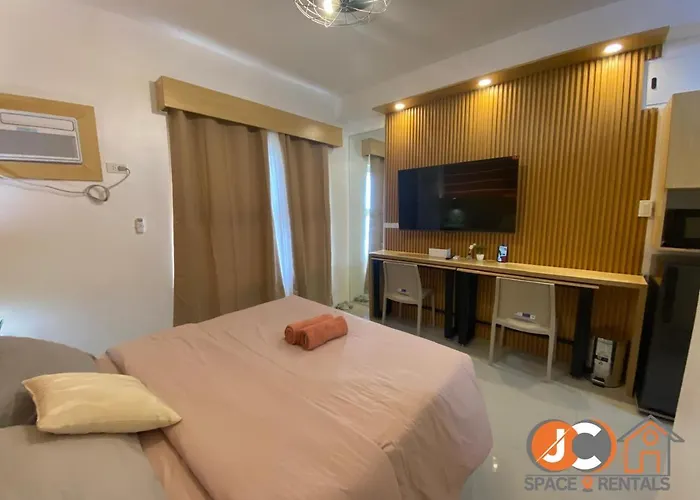 West Jones Residences By Jc Spacerentals, Mountain View, Free Wi-fi & Netflix, 15th Floor Located At The Center Of 4*