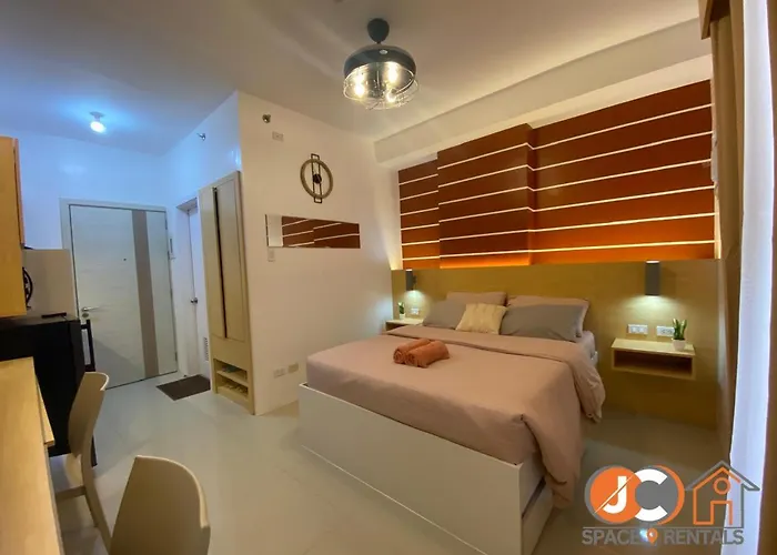 West Jones Residences By Jc Spacerentals, Mountain View, Free Wi-fi & Netflix, 15th Floor Located At The Center Of Cebu